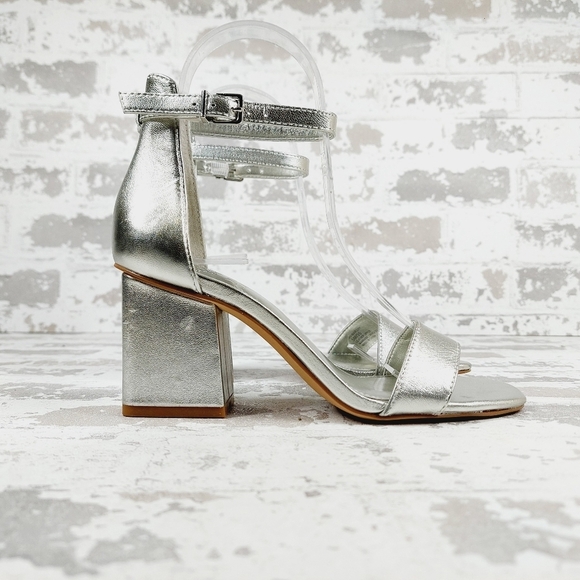 New Vince Camuto Margry Silver Block Heel Ankle Strap Sandals E815 - Picture 5 of 15